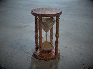 hourglass-02-tonemapping-vignetting+noise.jpg